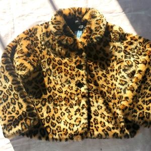 Gap leopard faux fur coat 5T